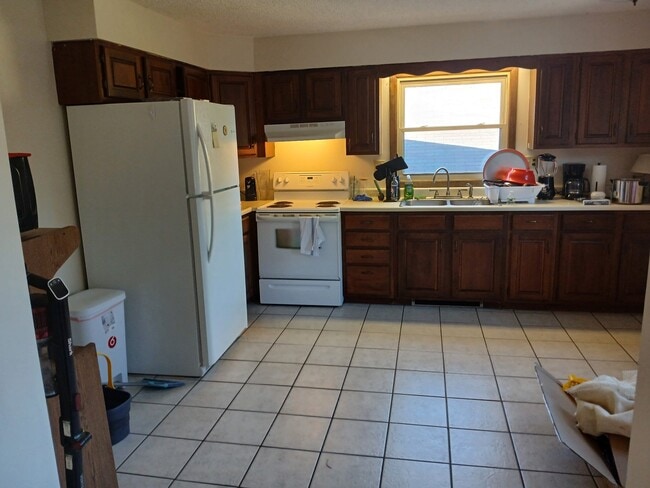 Photo - 187 Oakland Rd