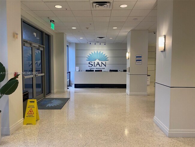 Building Photo - 4001 S Ocean Dr Unit 14F