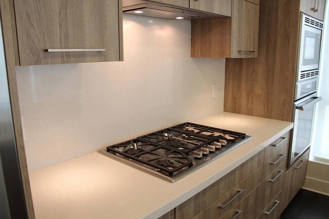 Photo - 72 Townsend St Unit 706
