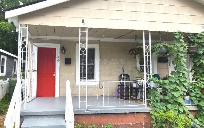 Photo - 66A Chester Ave Se