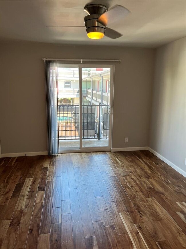 Photo - 3110 Red River St Unidad 216