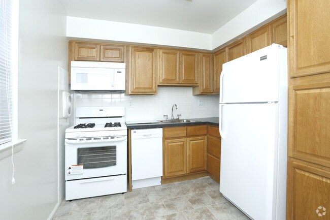 One Bedroom Kitchen