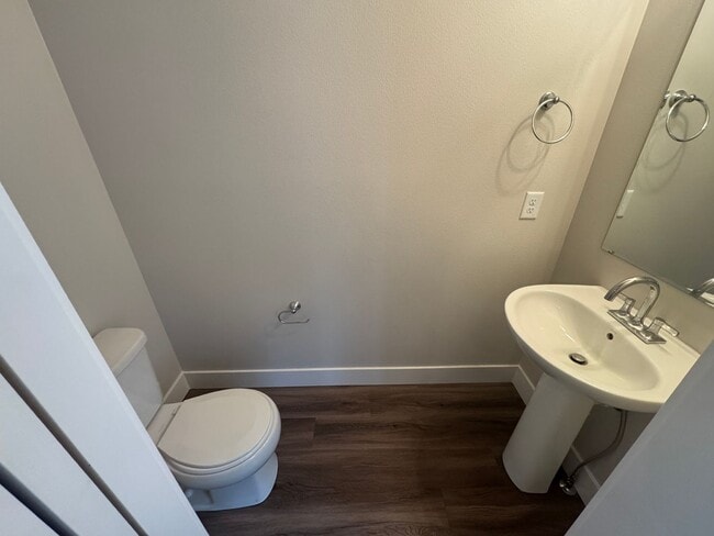 Photo - 3 bed 2.5 bath Townhouse