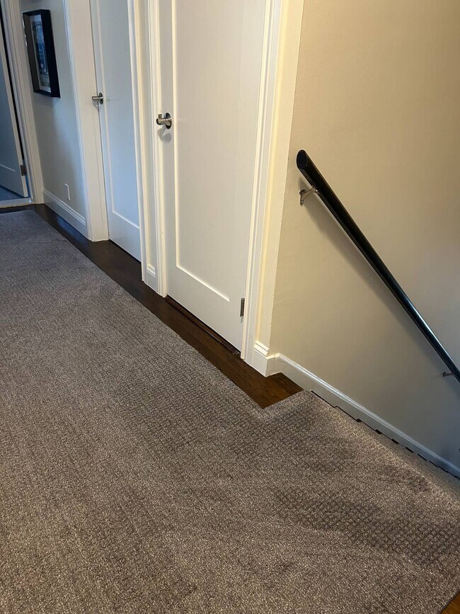 Photo - 260 Eastchester Rd