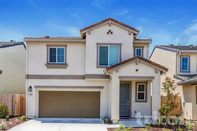 Photo - Tricon Sunridge