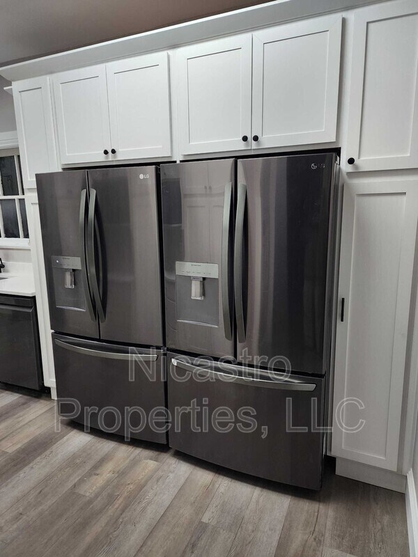 Photo - 226 E 16th Ave