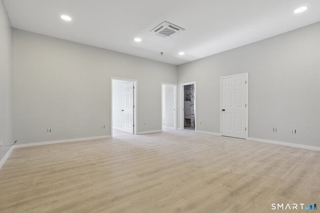 215-219 Bank St Unidad 5