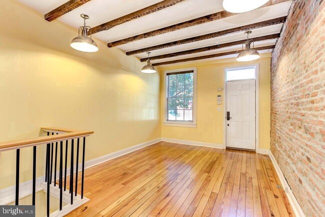 Photo - 1108 S Highland Ave