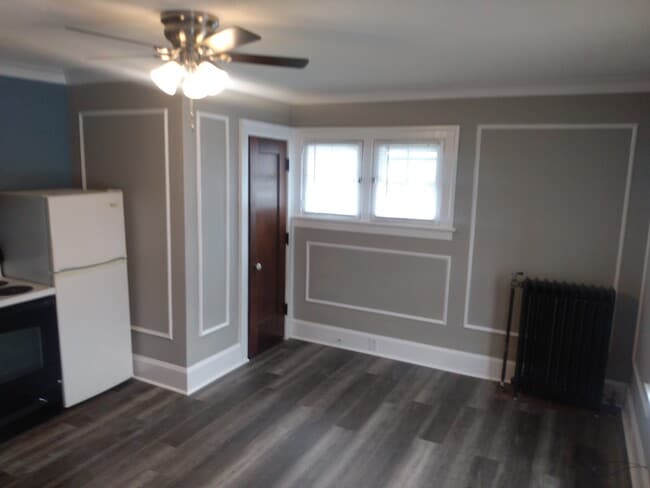 Building Photo - 331 5th St Unit 4