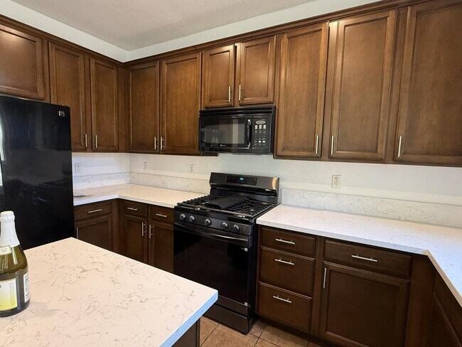 Photo - 1235 E Julian Dr