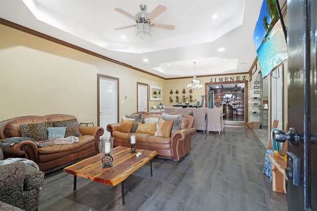 Photo - 2521 Rd 3550