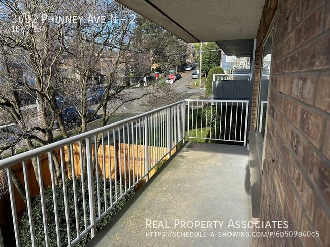 Photo - 3652 Phinney Ave N Unit 2