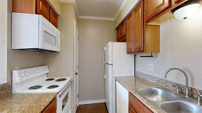 Photo - 904 University Oaks Blvd Unit 20