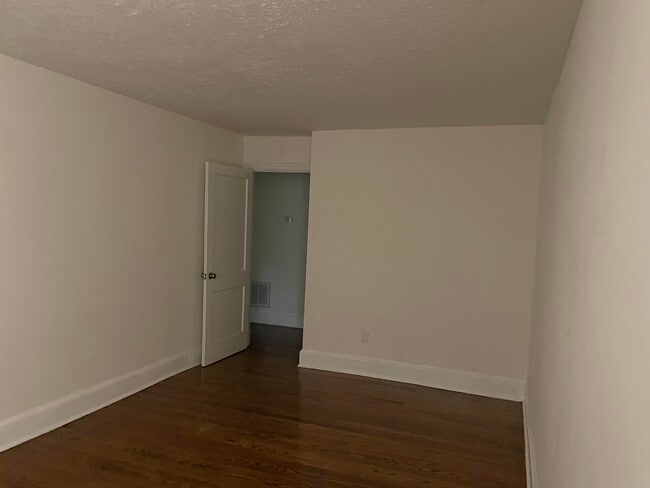 Photo - 906 Cherokee Ave Apartamento Unidad 2