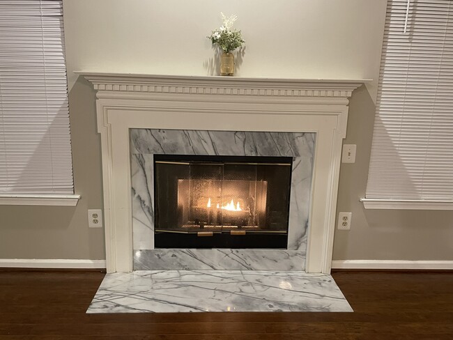 Photo - 1701 Lake Shore Crest Dr Unit 22