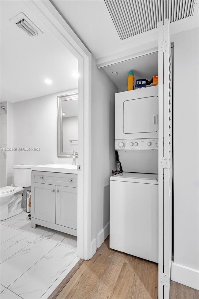 Photo - 701 SW 142nd Ave Unit 108S