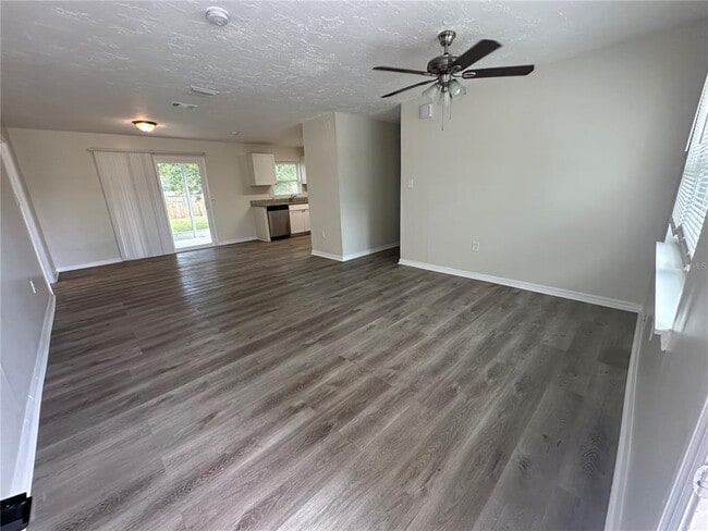Photo - 1343 Croyle Dr