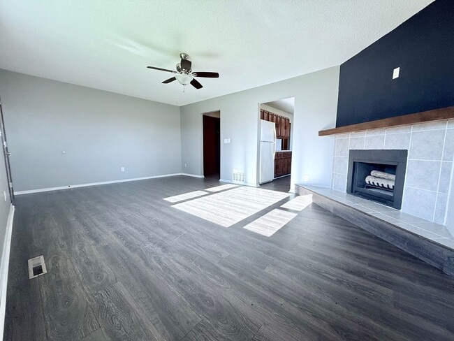 Photo - 204-206 Elm Street Unit 204 Elm Street