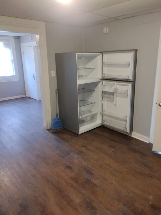 Photo - 3159 6th Ave