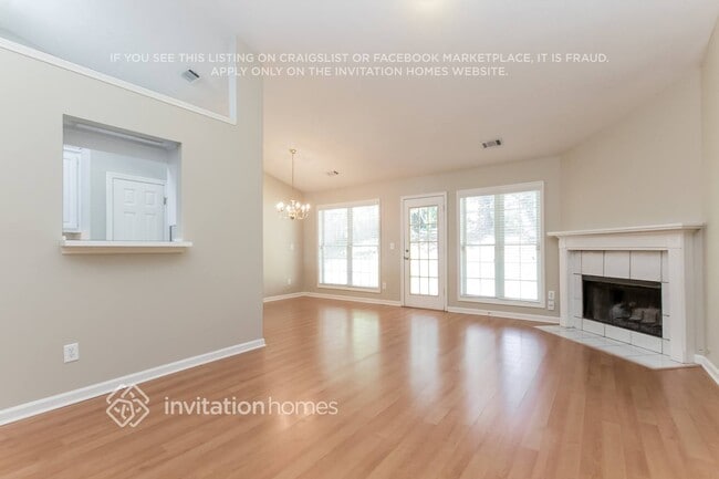 Photo - 2825 Maple Vista Ln SW