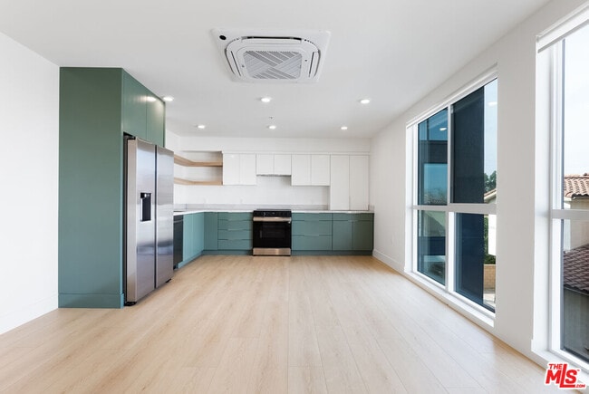 Photo - 8561 Belmont St Unidad 7