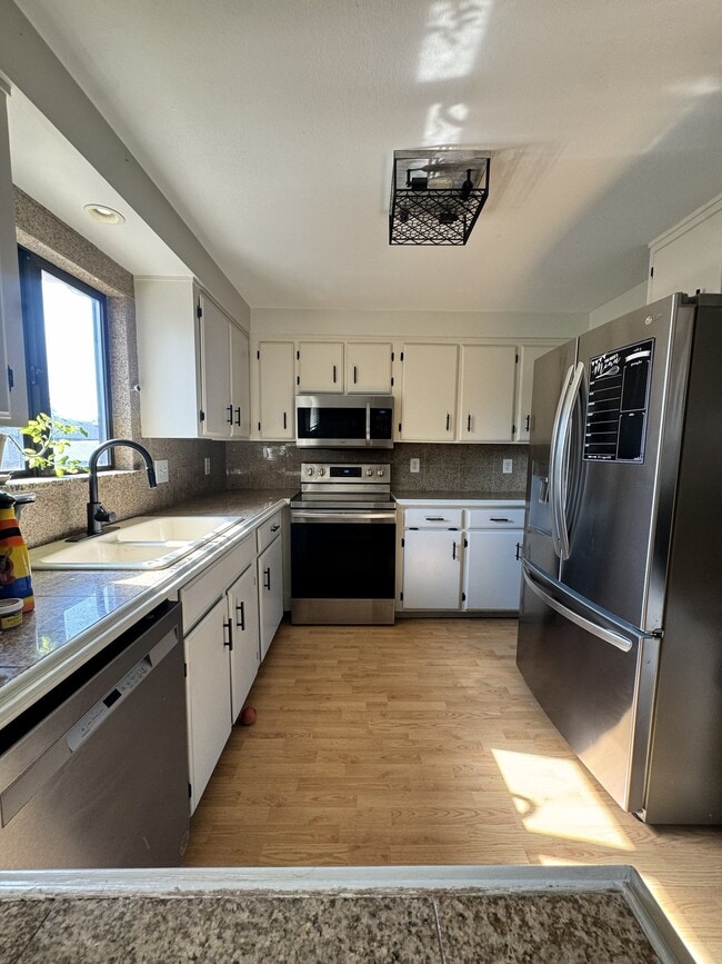 Photo - 9239 W Zuni Dr
