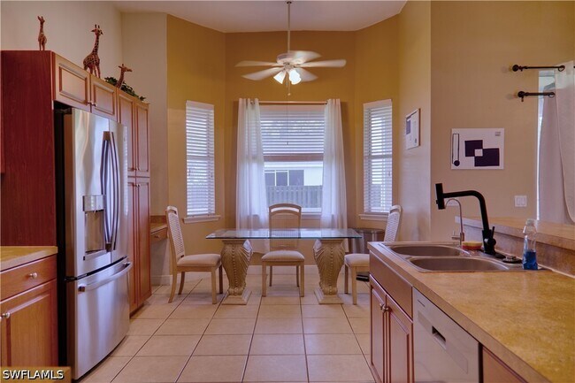 Photo - 5325 Beauty St
