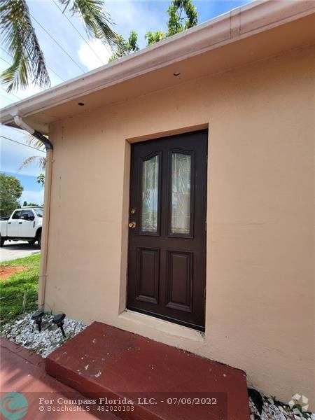 Building Photo - 3650 SW 40th Ave Rental