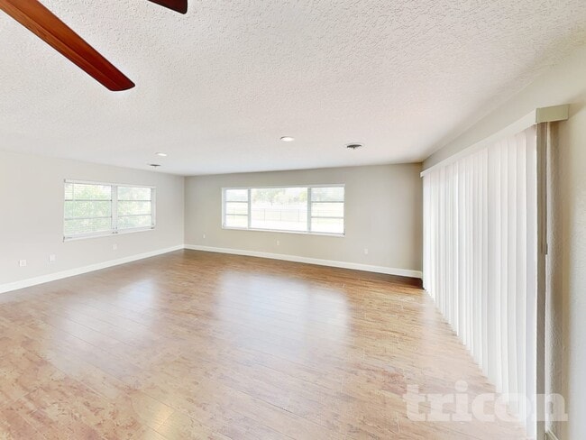 Photo - 1006 Barton Blvd