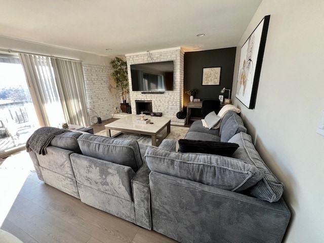 Photo - 1601 Maple Terrace