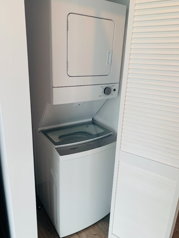 Photo - 39 NW 7th Ave