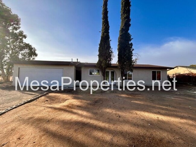 Photo - 16559 Manzanita St
