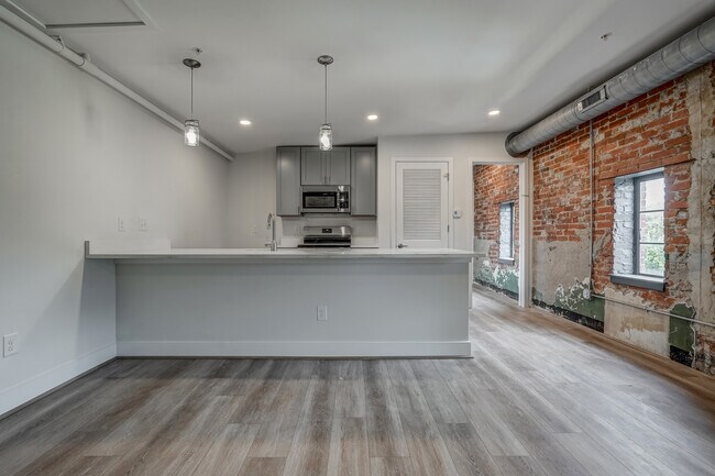 Photo - The Bellevue