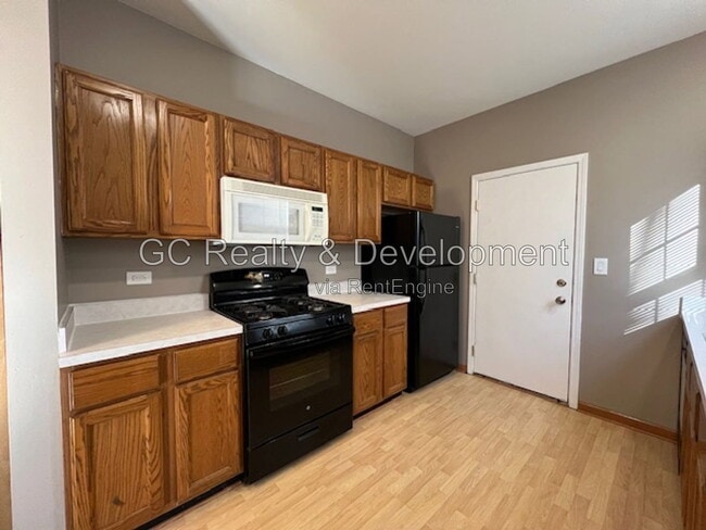 Photo - 159 Shorewood Dr