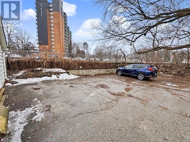 Photo - 136 Walnut St