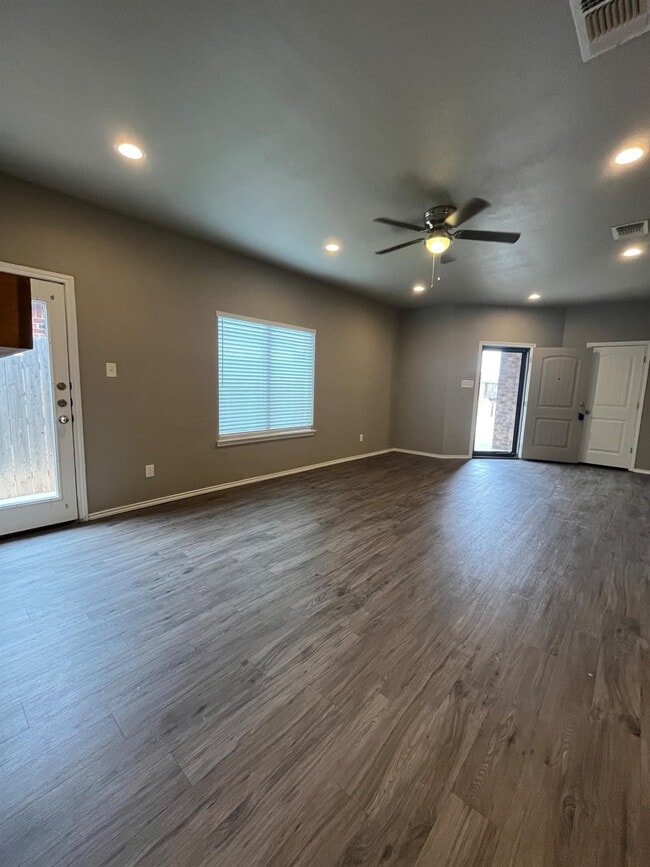 Photo - 1115 Preston Trails