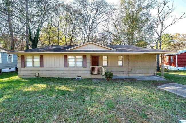 Building Photo - 832 Alden Ave