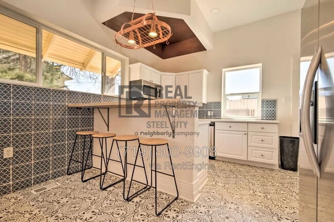 Photo - 702 Wilson Ave