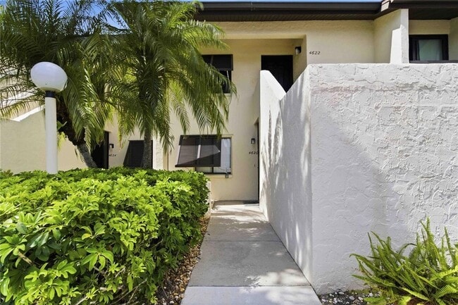 4620 Longwater Chase Unit 85