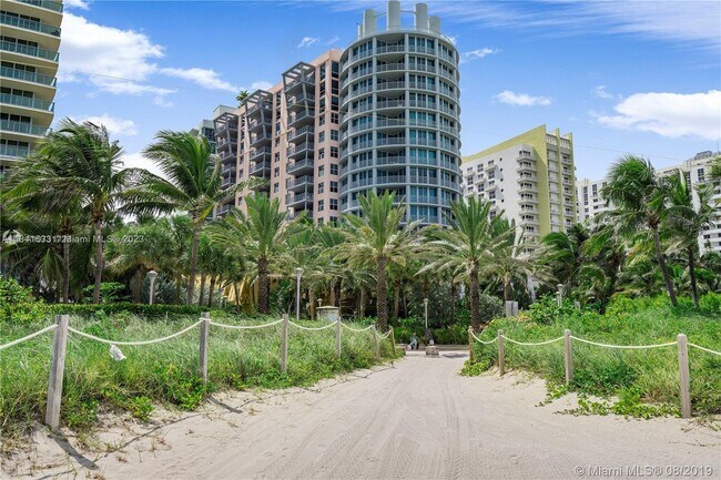 Photo - 1500 Ocean Dr Unit UPH-8