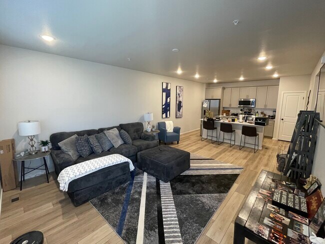 Photo - 2102 Setting Sun Dr Unit 7