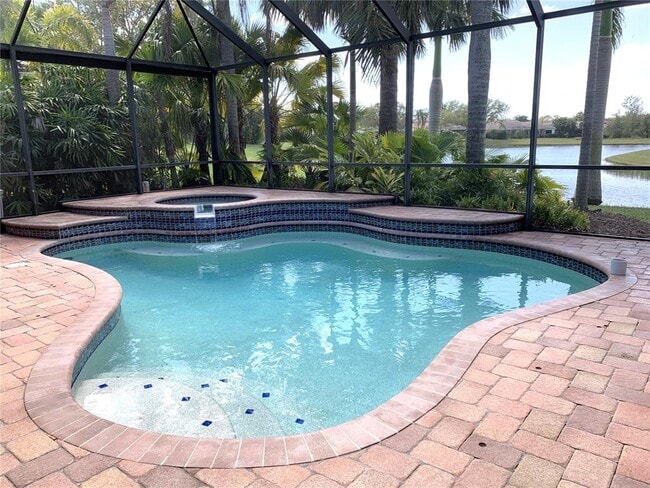 Photo - 6828 Honeysuckle Trail