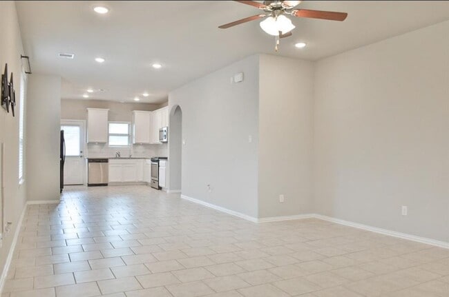 Photo - 31619 Heguy Pass