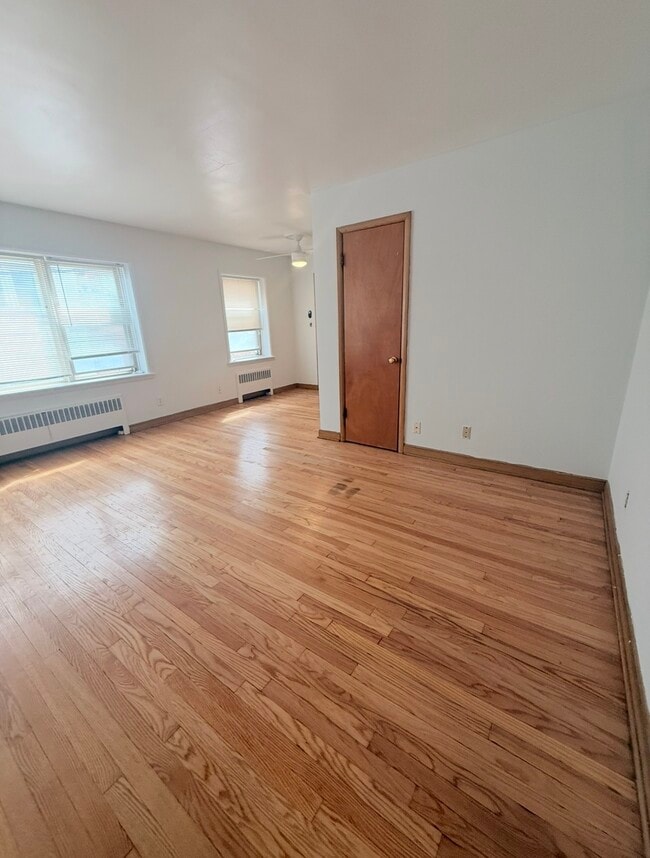 Photo - 4002 N Farwell Ave Unit 6