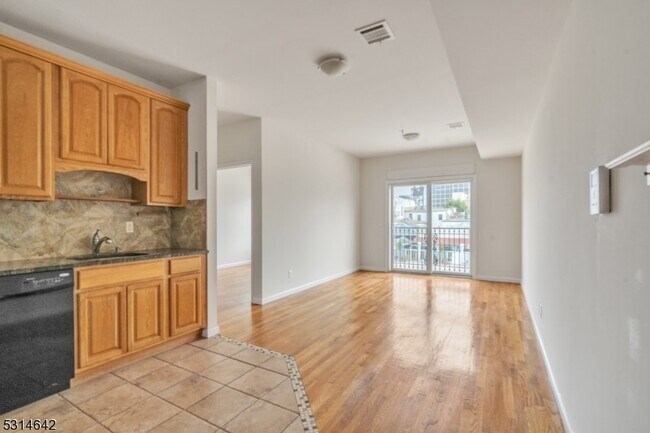 Photo - 47 Union St Unidad 1