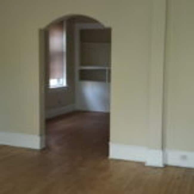 3 Br Single - Family Home Available August... - 3 Br Single - Family Home Available August...