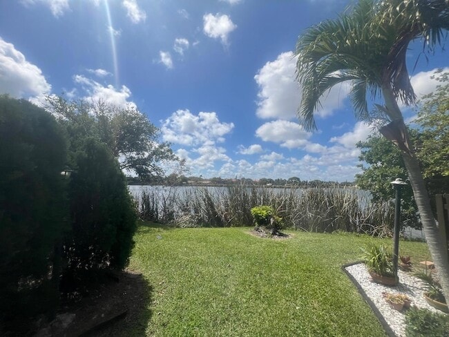 Photo - 3502 Waterview Cir