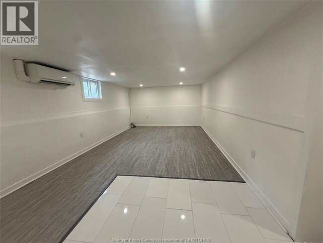 Photo - 1317 Clovelly Dr Unit 2
