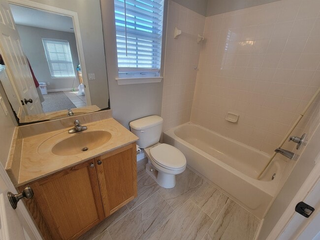 Photo - 4247 Raleigh Way