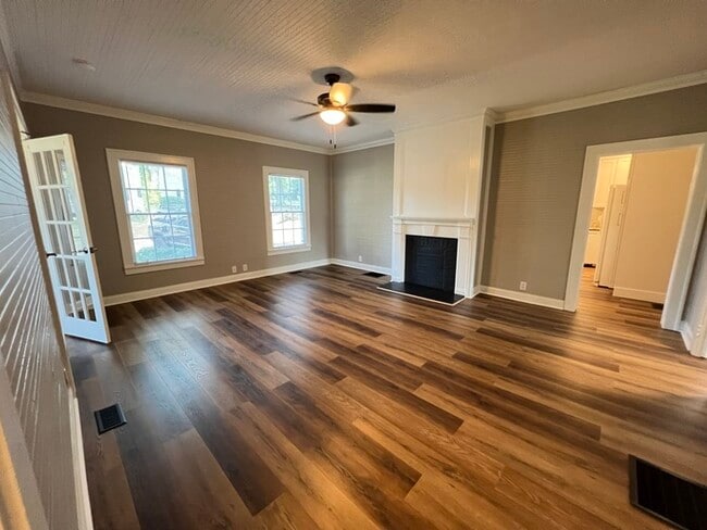 Photo - Historic mill house in hot Fort Mill SC with amazing kitchen!